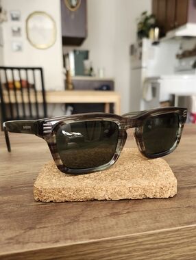 Burberry Wayfarer-Style Sunglasses